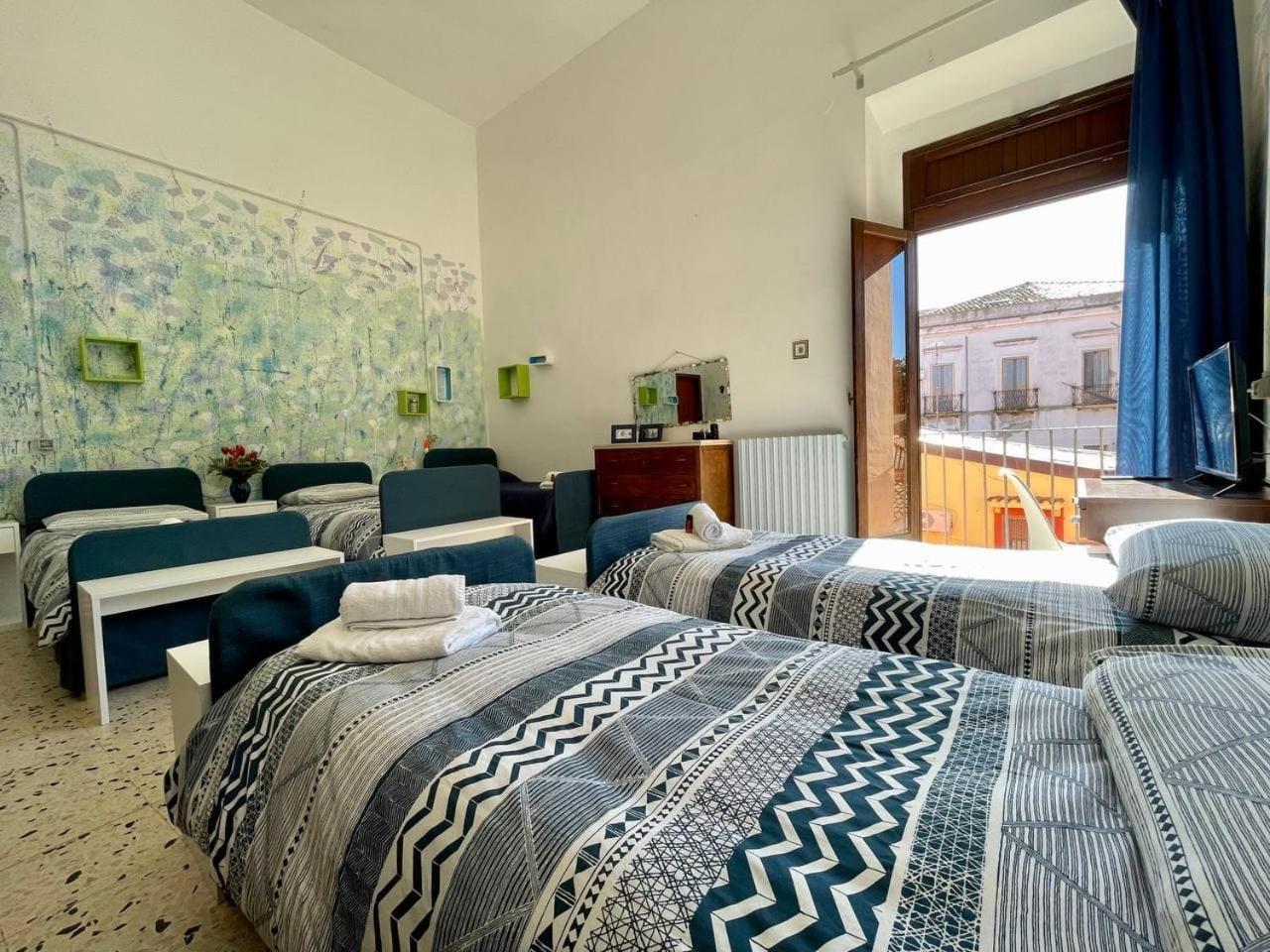 Casa Di Chiara Hostel Crotone Buitenkant foto