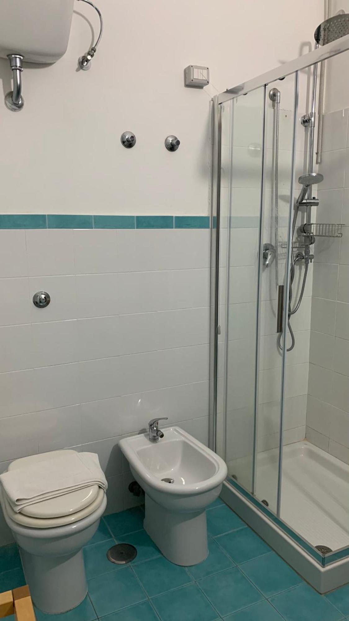 Casa Di Chiara Hostel Crotone Buitenkant foto