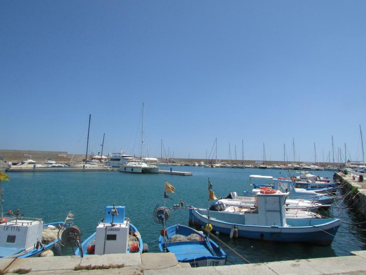Casa Di Chiara Hostel Crotone Buitenkant foto